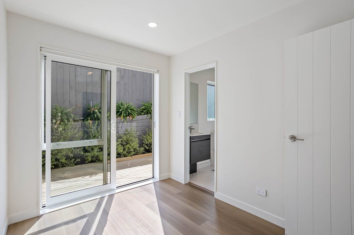 50C Lyttelton Avenue, Forrest Hill, Auckland - Carousel 2