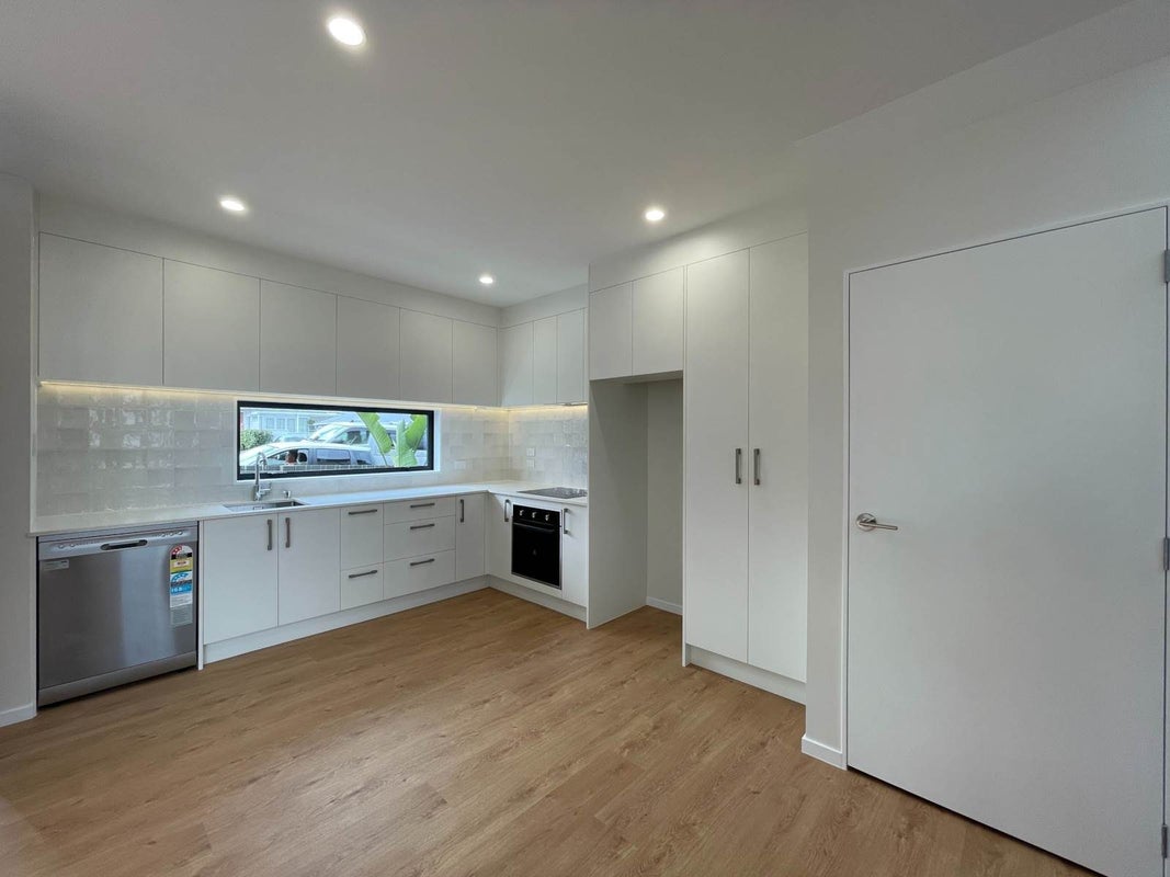 1/129 Richardson Road, Mount Albert, Auckland - Carousel 2