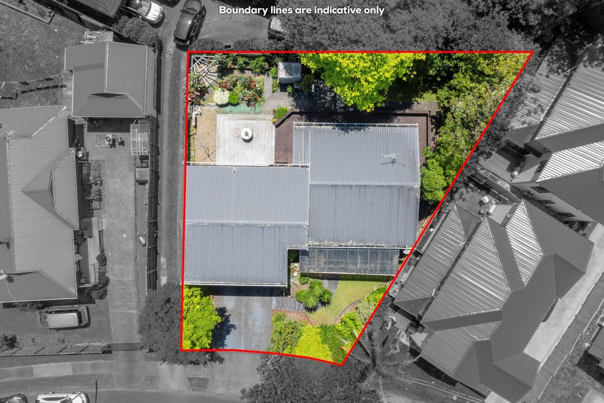 9 Pinehurst Place, Wattle Downs, Auckland - Carousel 25