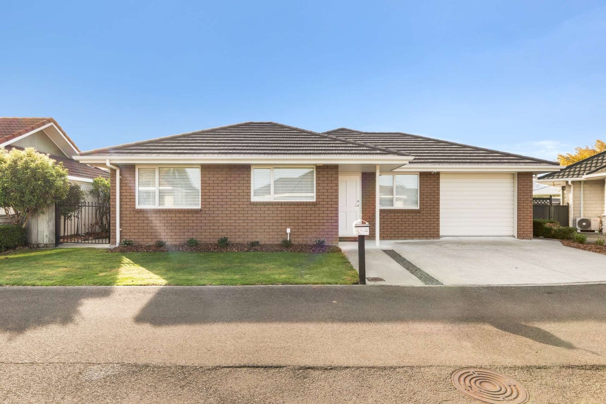 24A Rata Street, Roslyn, Palmerston North - Carousel 2