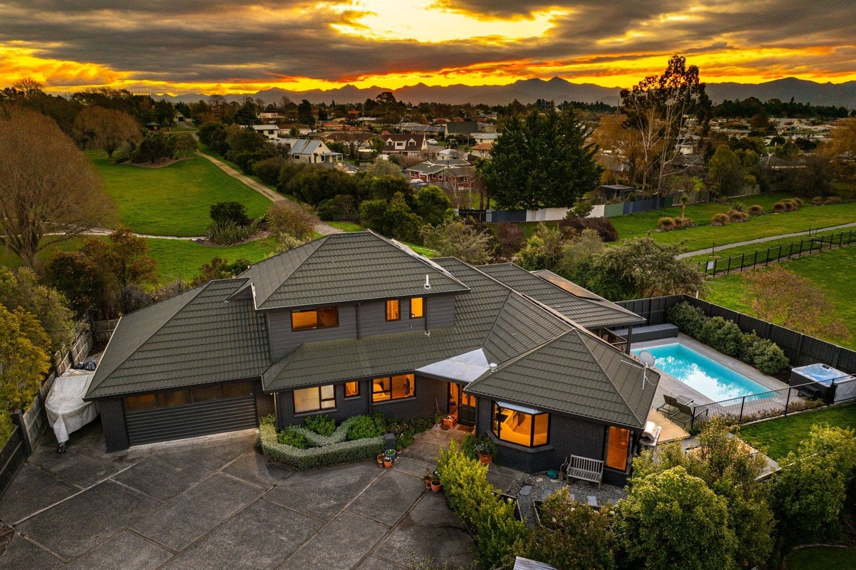 9B Scotston Grove, Witherlea, Blenheim - Carousel 1