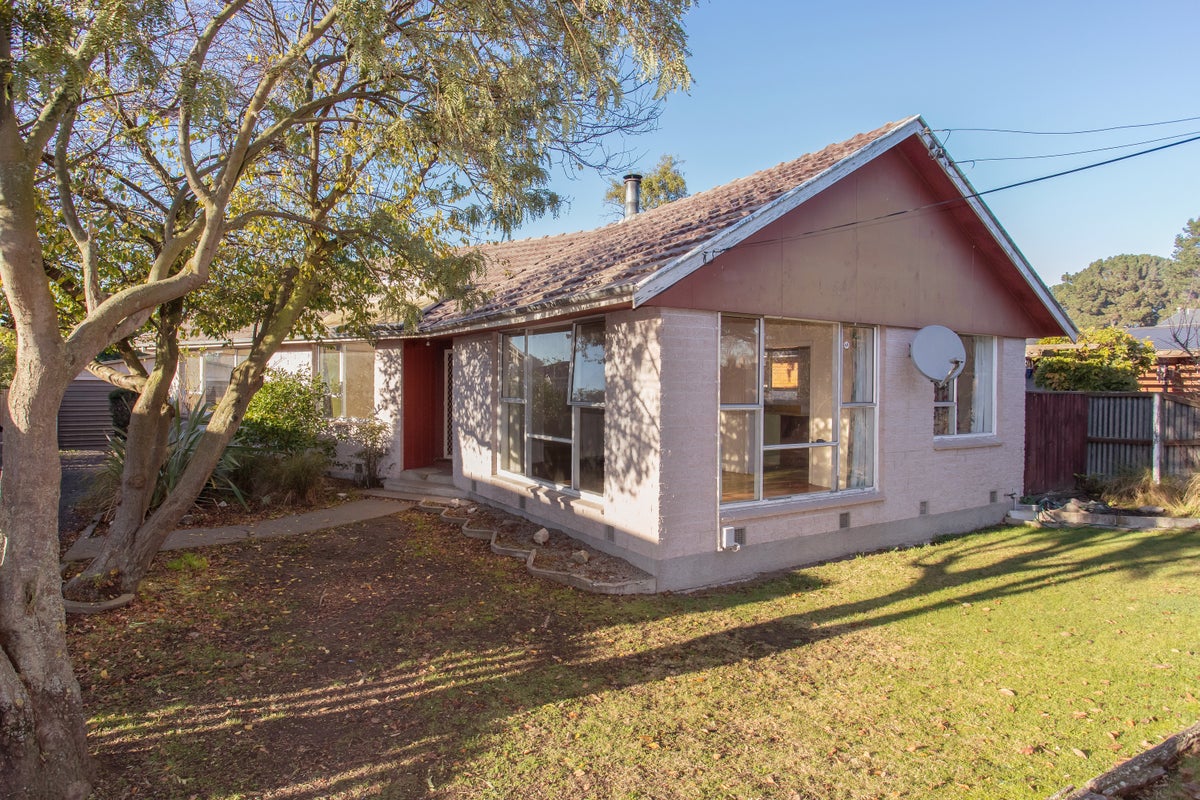 124 McGregors Road, Linwood, Christchurch - Carousel 1