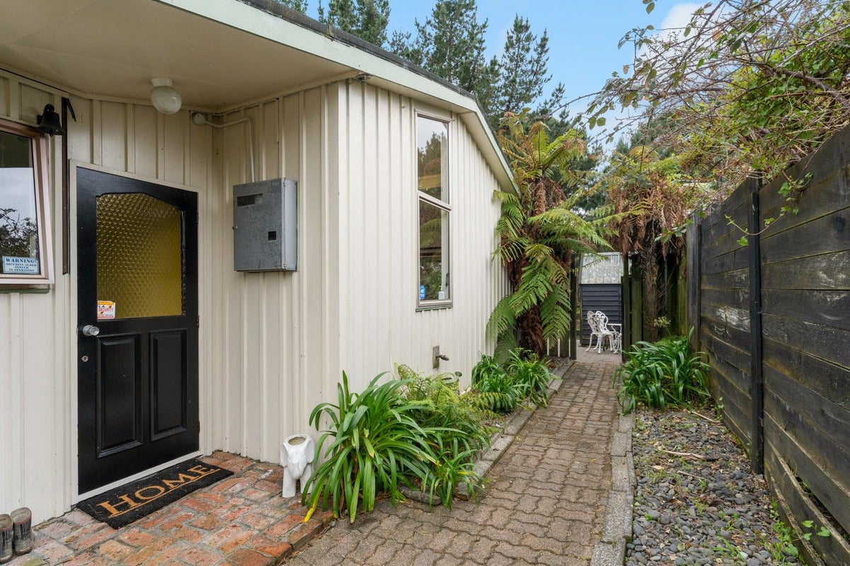 53 Otaihanga Road, Otaihanga, Paraparaumu - Carousel 1