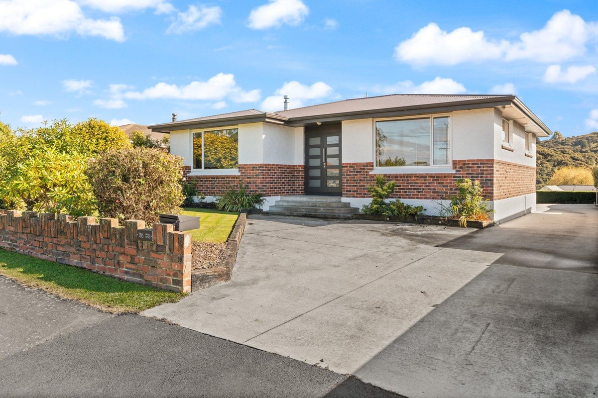 136 Main Road, Fairfield, Dunedin - Carousel 32