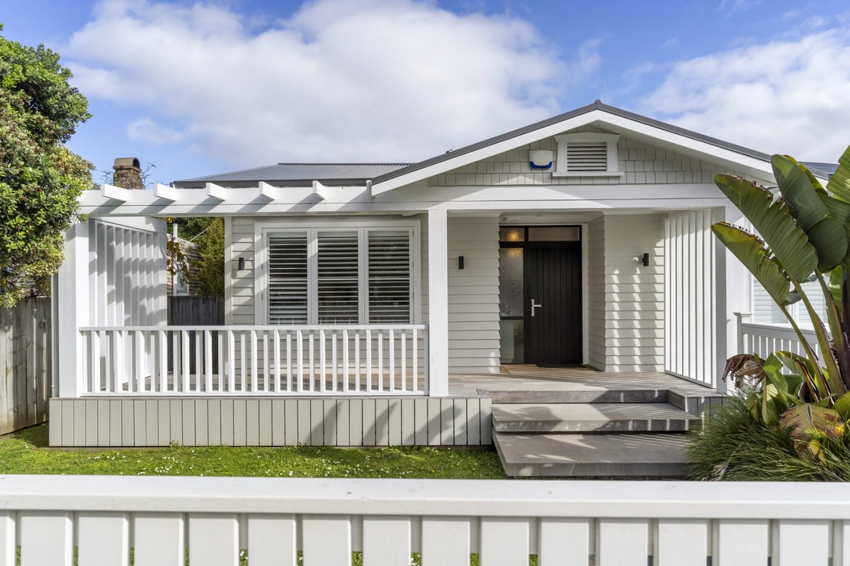 59 Ivanhoe Road, Grey Lynn, Auckland City, Auckland - Carousel 1