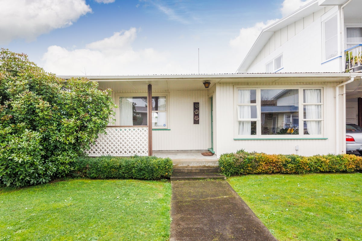 12A Collingwood Court, Hokowhitu, Palmerston North - Carousel 1