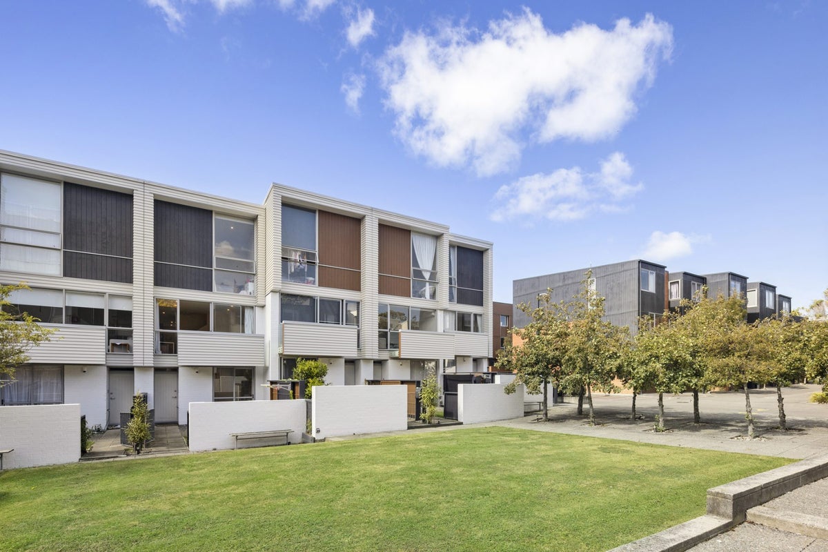 20/120 Rintoul Street, Newtown, Wellington - Carousel 1