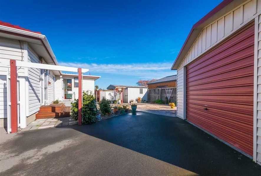 142 Springs Road, Hornby, Christchurch - Carousel 2