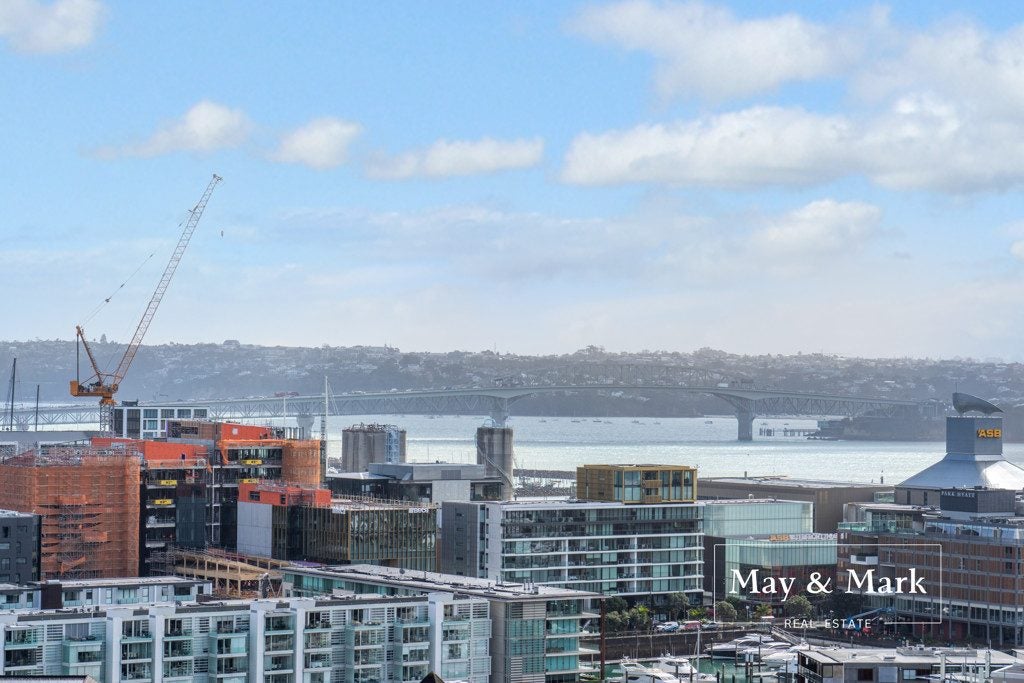 1002/47 Hobson Street, Auckland Central, Auckland - Carousel 1
