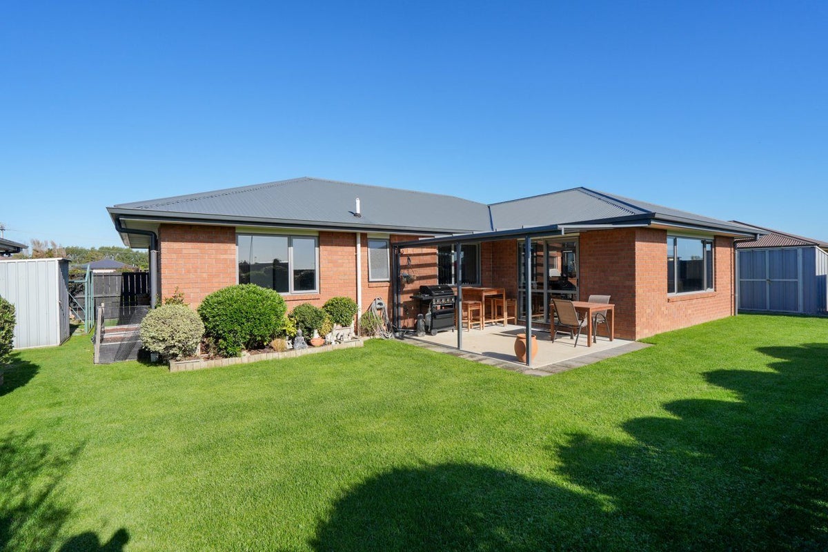 3 Hinton Court, Kingswell, Invercargill - Carousel 1