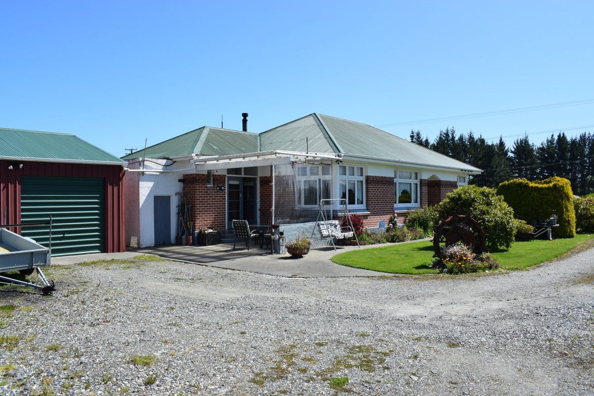 72 Clifden Highway, Tuatapere, Tuatapere - Carousel 2