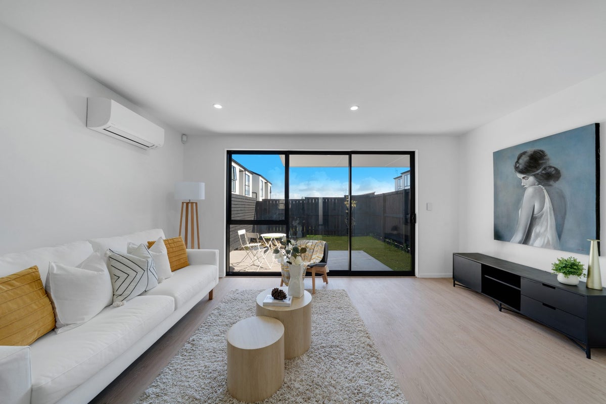 20 Paapaakiri Loop, Takanini, Papakura, Auckland - Carousel 2