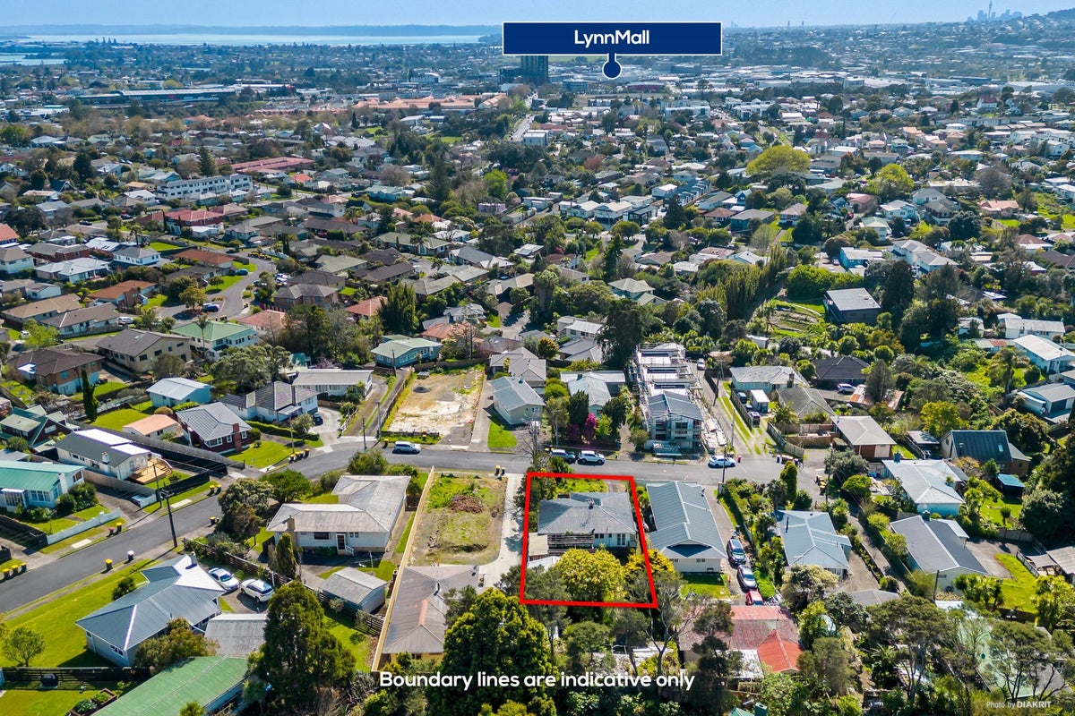7 Beverly Place, New Lynn, Auckland - Carousel 2