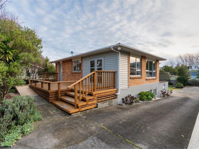 22 Bluegum Road, Paraparaumu Beach, Paraparaumu - Carousel 2