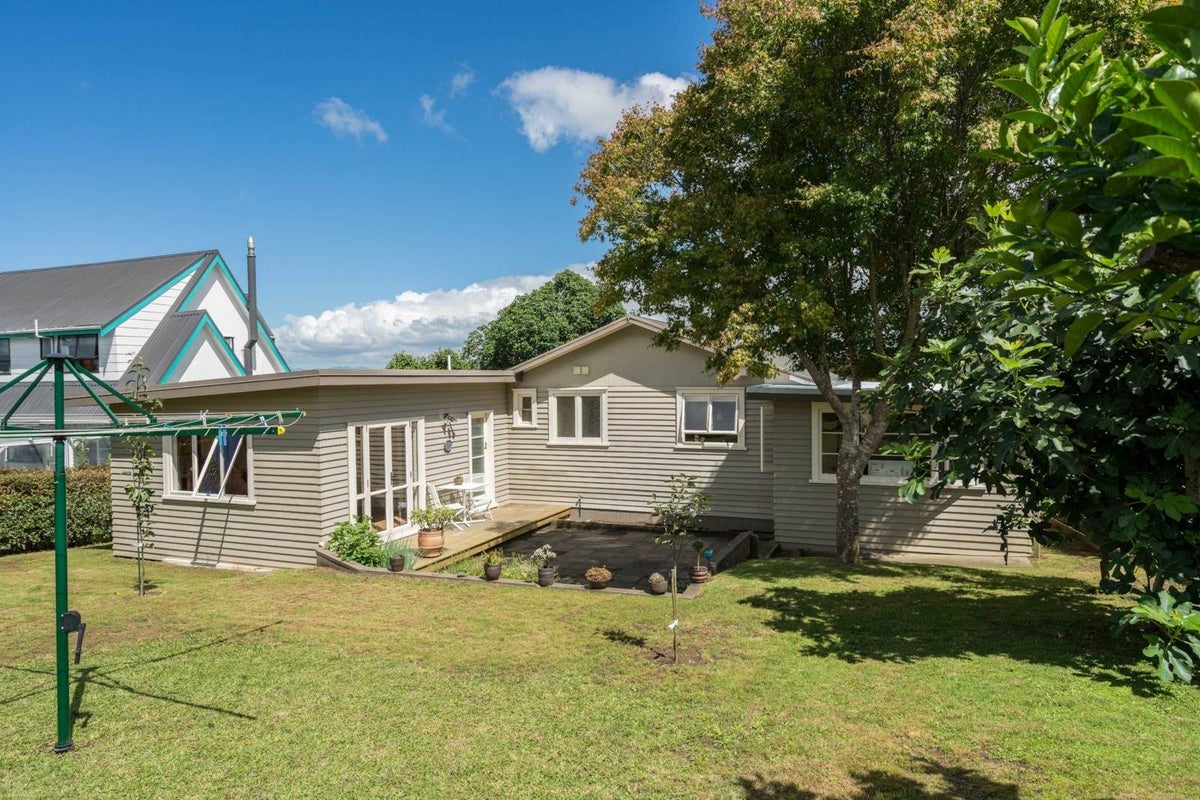 6 Cartwright Road, Onerahi, Whangarei - Carousel 2