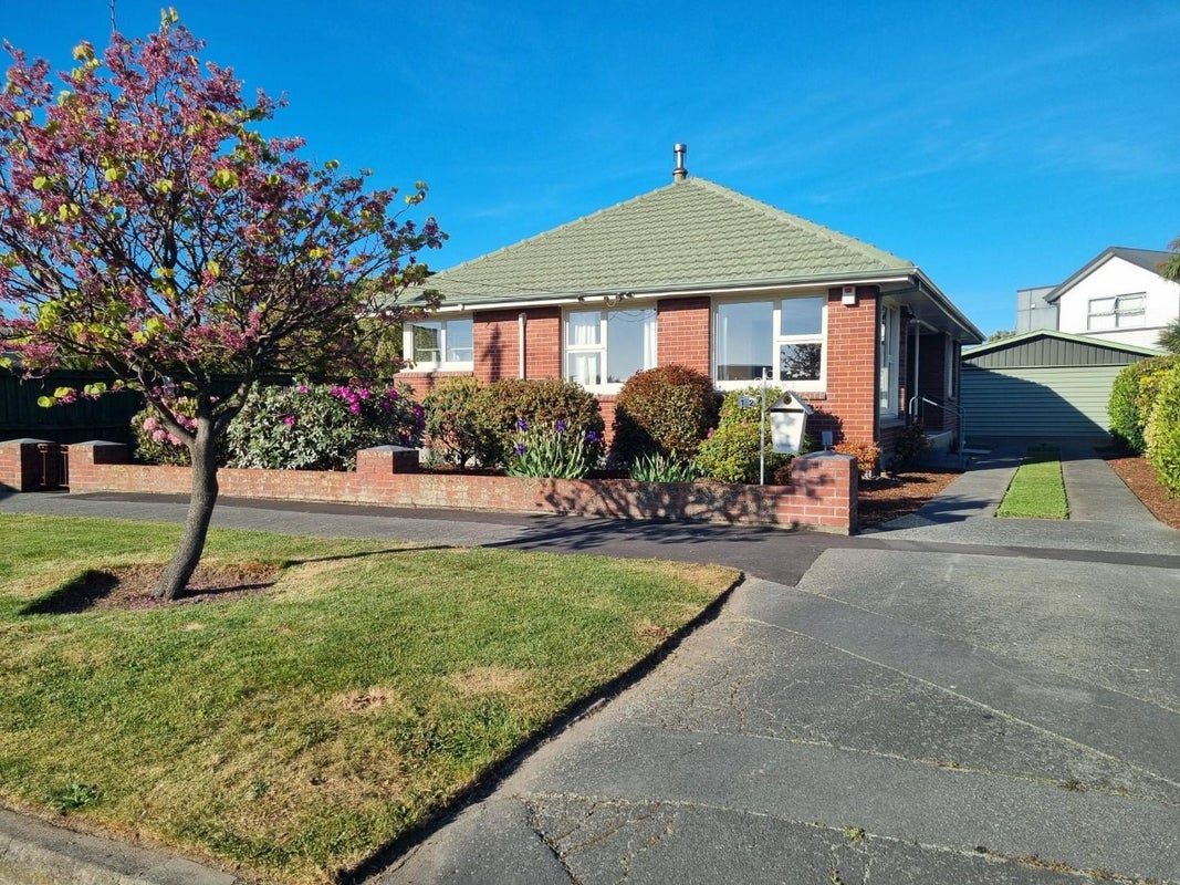 12 Clouston Street, Saint Martins, Christchurch - Carousel 19