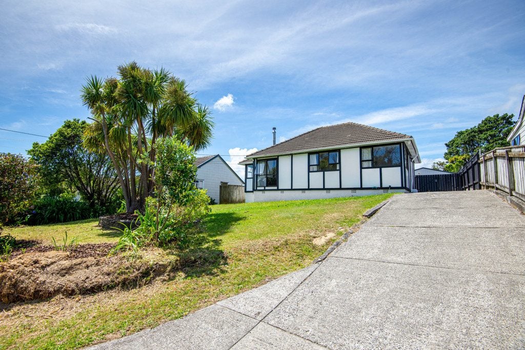 15 Jackson Terrace, Ranui, Porirua - Carousel 21