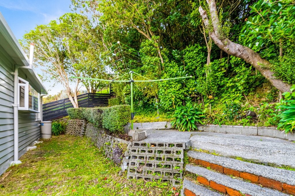 38 Hathaway Avenue, Karori, Wellington - Carousel 28