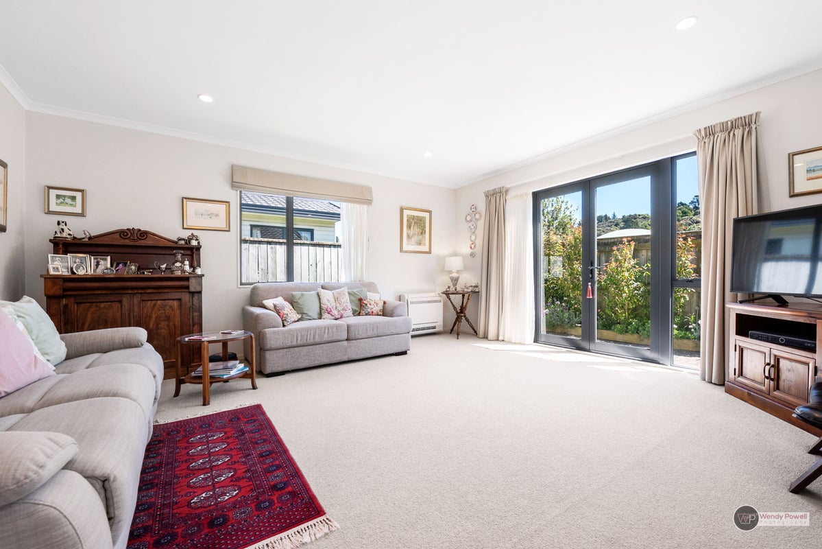 134B Stokes Valley Road, Stokes Valley, Lower Hutt - Carousel 2