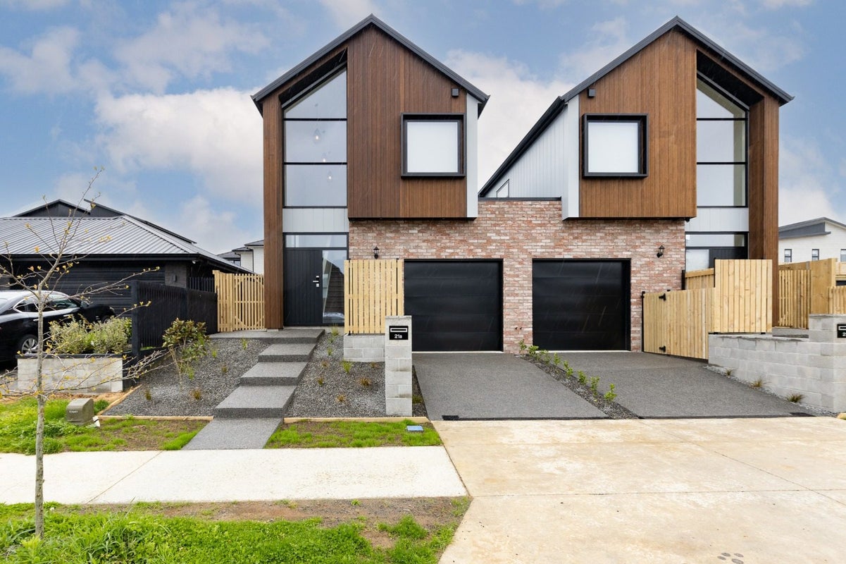 21 Akakura Terrace, Peacocke, Hamilton - Carousel 2