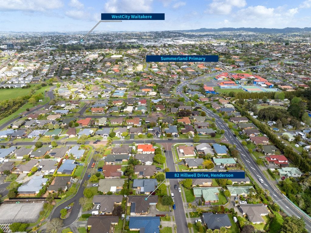 82 Hillwell Drive, Henderson, Auckland - Carousel 29