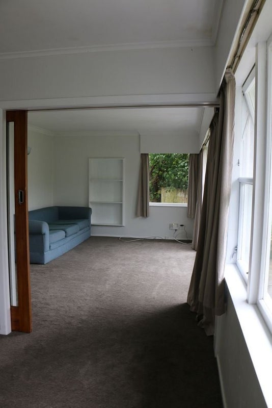 2 Cortina Avenue, Johnsonville, Wellington - Carousel 1