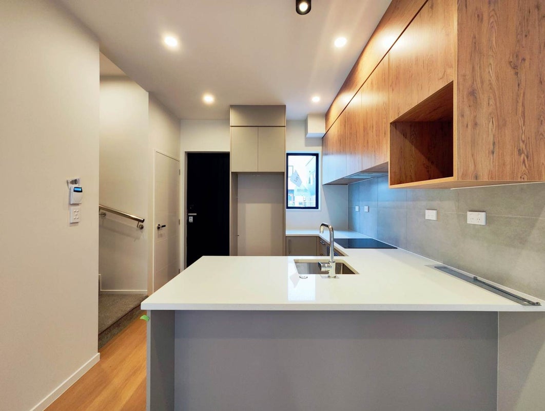28 Kiato Lane, Flat Bush, Auckland - Carousel 2
