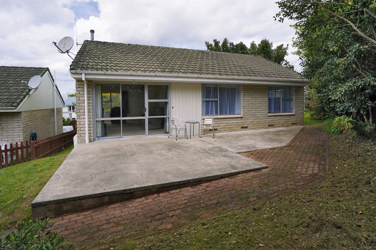 28 Insoll Avenue, Enderley, Hamilton - Carousel 2