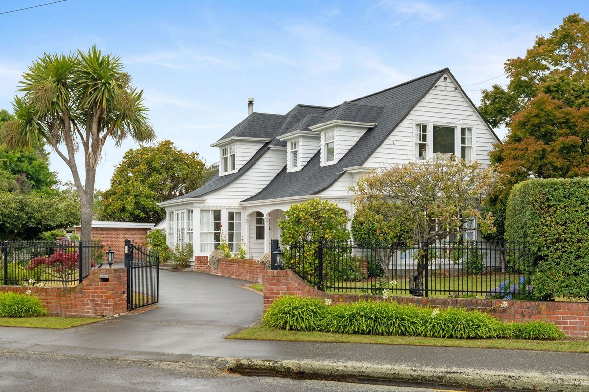 27 Makora Street, Fendalton, Christchurch - Carousel 1