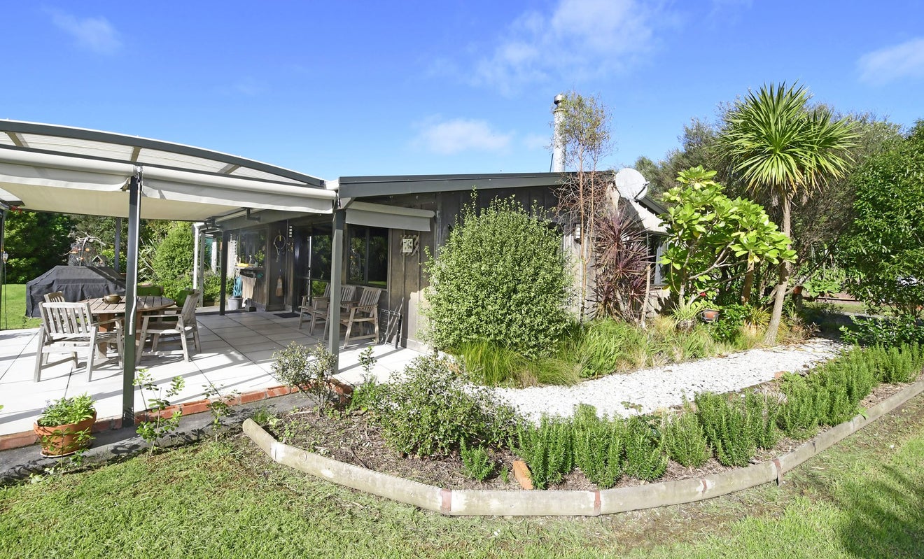 210A Pukenui Road, Kaiwaka - Carousel 2