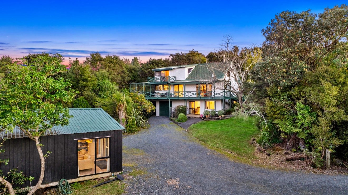 934 Sandspit Road, Sandspit, Warkworth - Carousel 2