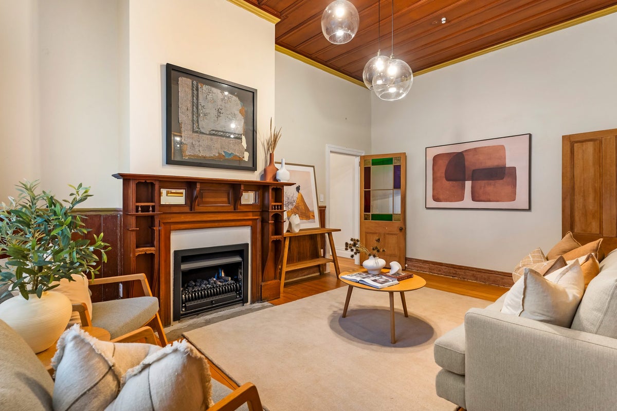 27 Tramway Road, Beach Haven, Auckland - Carousel 1