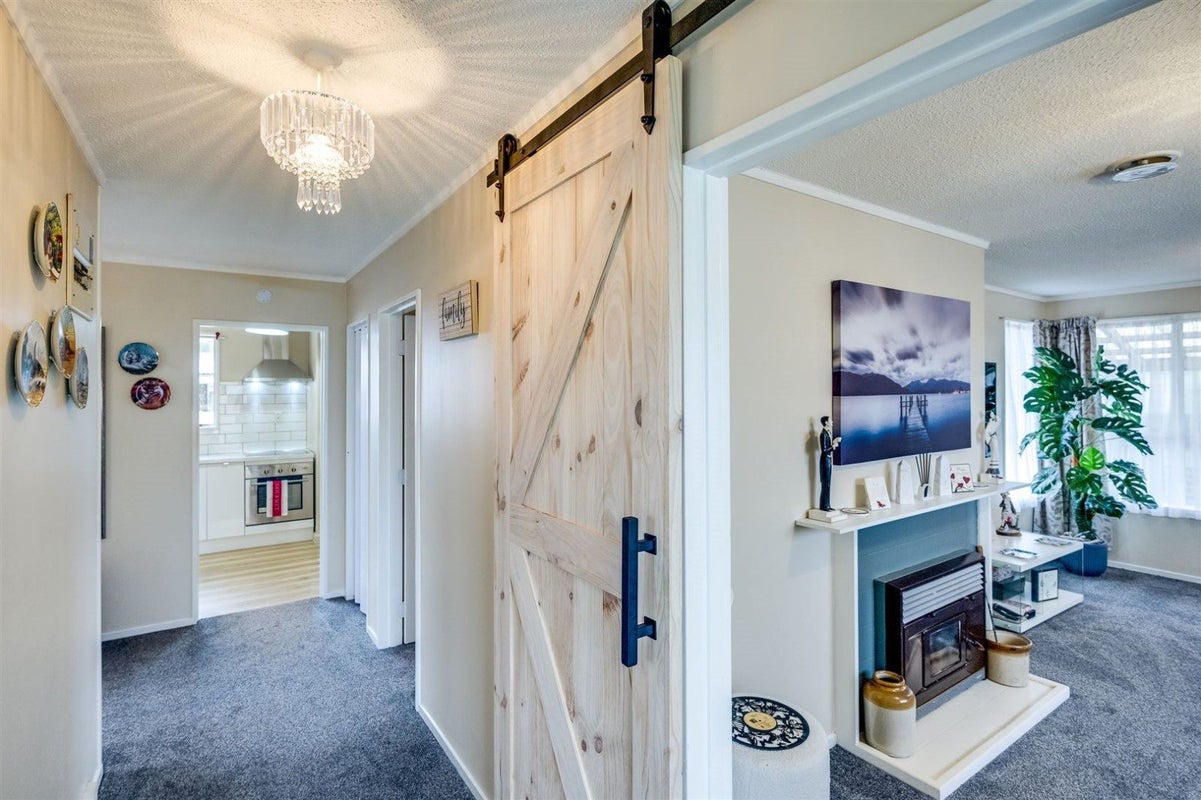30 Argyll Crescent, Tamatea, Napier - Carousel 2