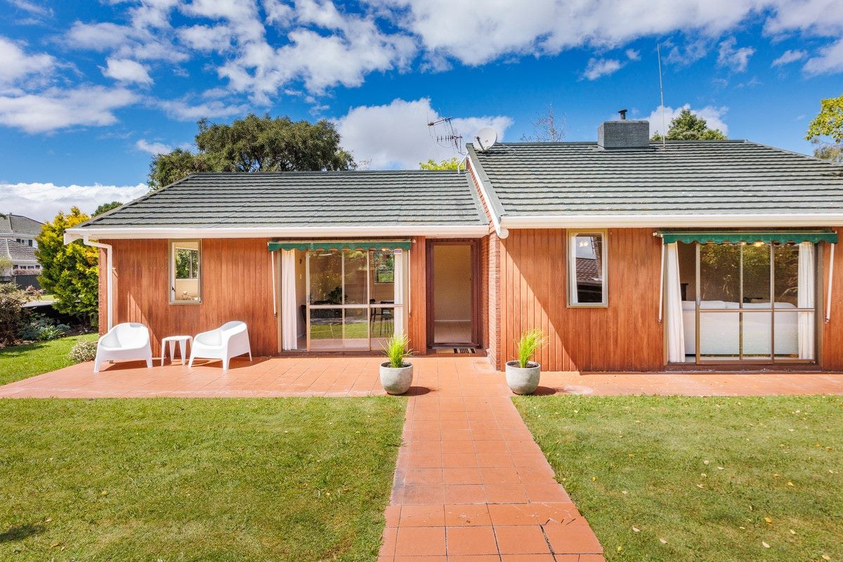 85 Clifton Terrace, Fitzherbert, Palmerston North - Carousel 2