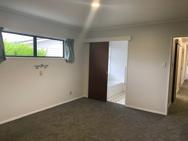 13 Sheridan Crescent, Leamington, Cambridge - Carousel 15