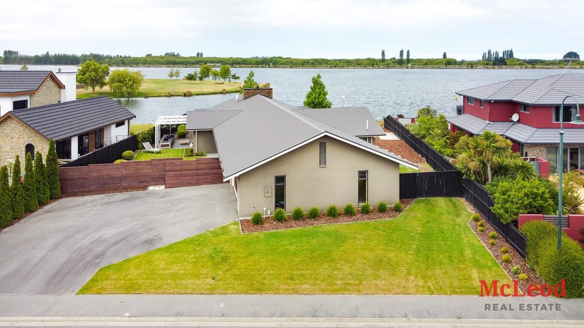 52 Ludlow Drive, Huntingdon, Ashburton - Carousel 2
