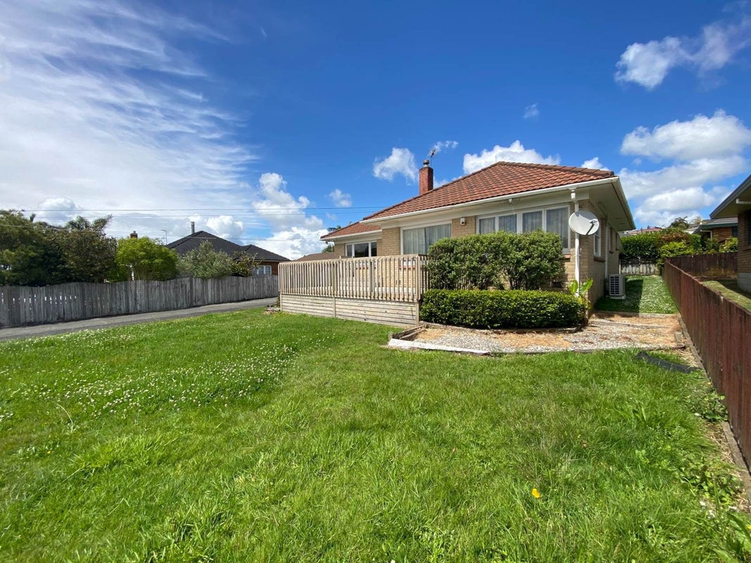 160 Kitchener Road, Pukekohe, Pukekohe - Carousel 1