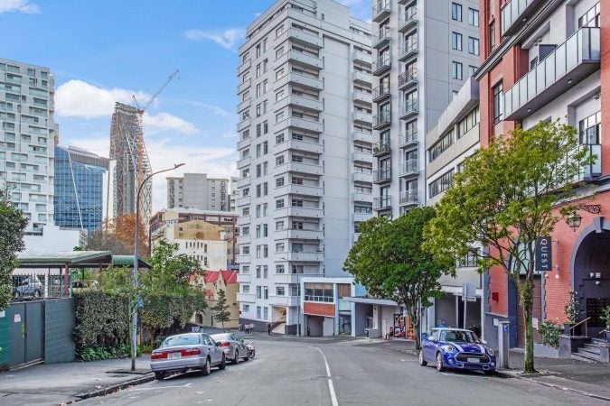 1J/32 Eden Crescent , City Centre, Auckland City, Auckland - Carousel 8