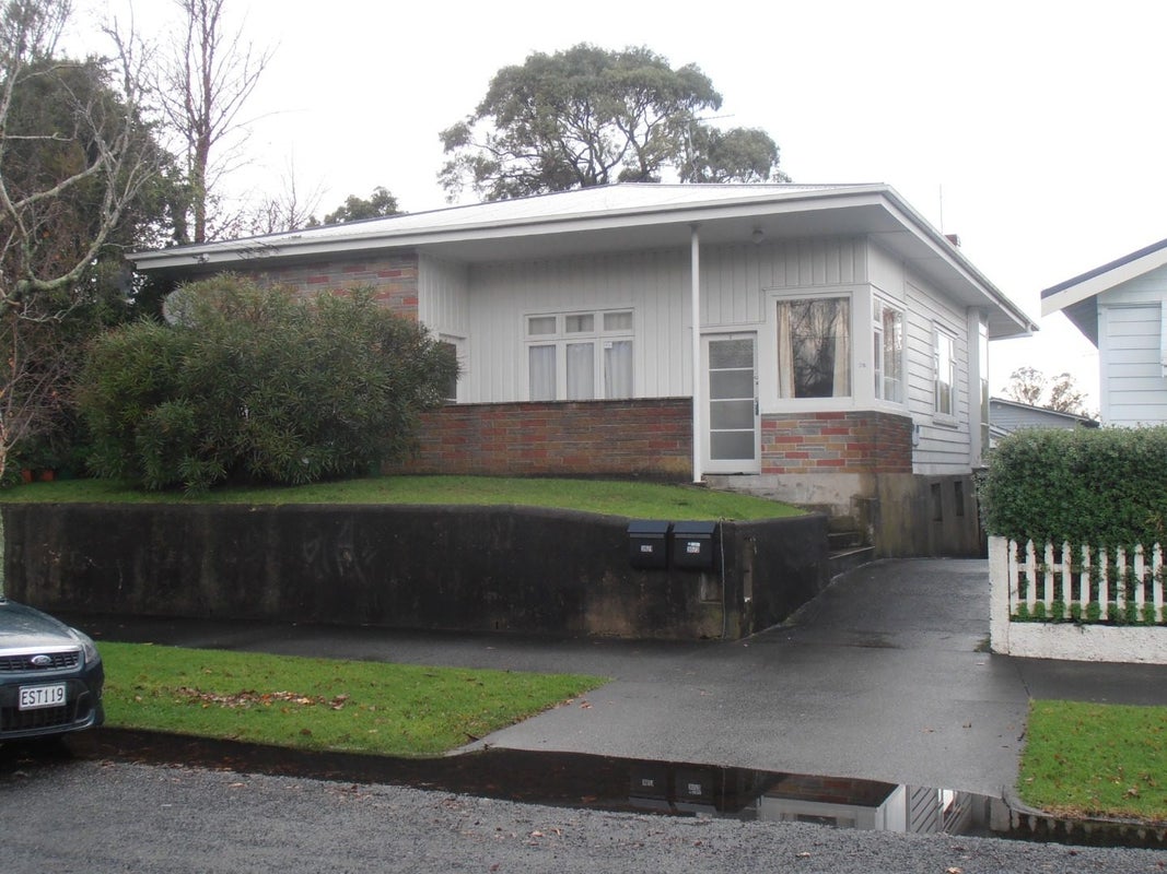35 Rocklands Avenue, Mount Eden, Auckland - Carousel 2