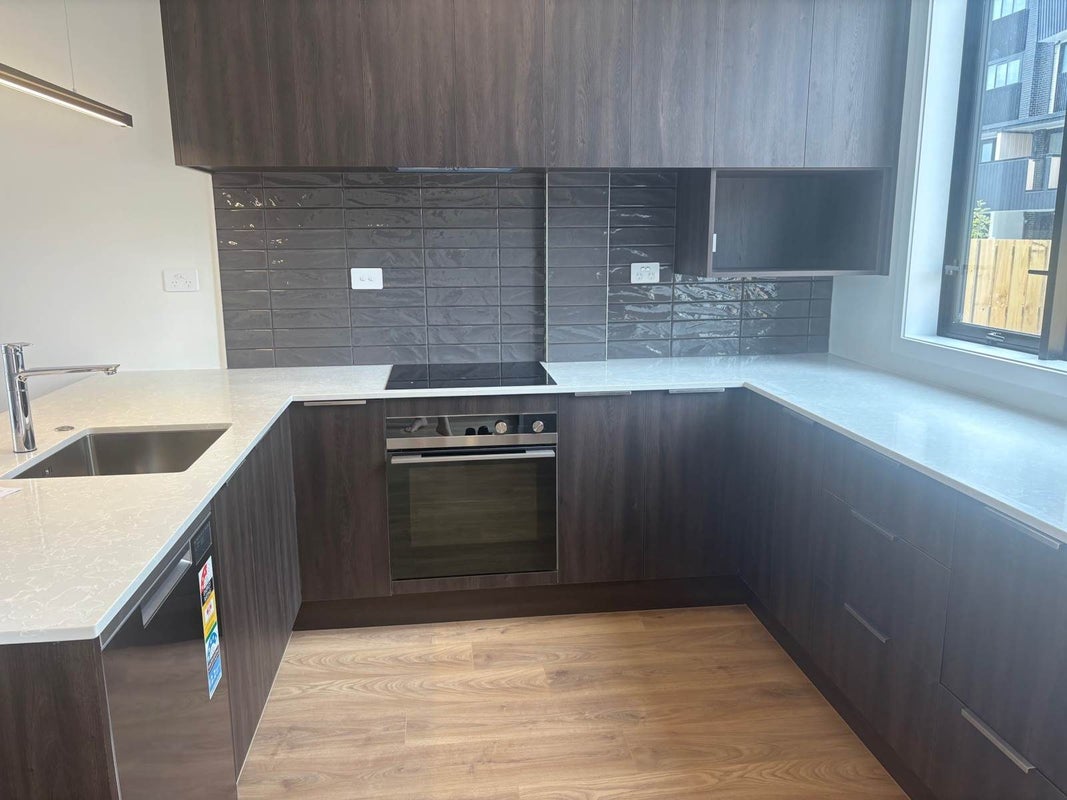13/28 Pennant Street, Long Bay, Auckland - Carousel 2