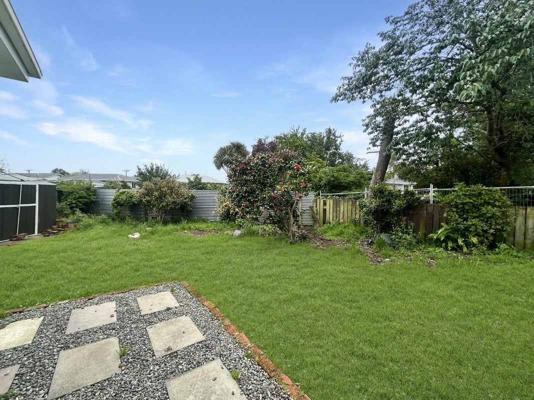17A Norwich Place, Awapuni, Palmerston North - Carousel 10