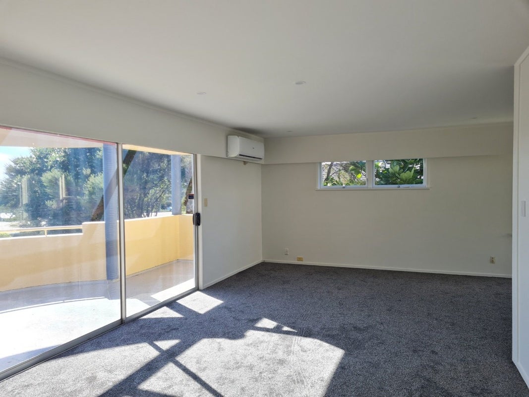 21 Tainui Street, Torbay, Auckland - Carousel 2