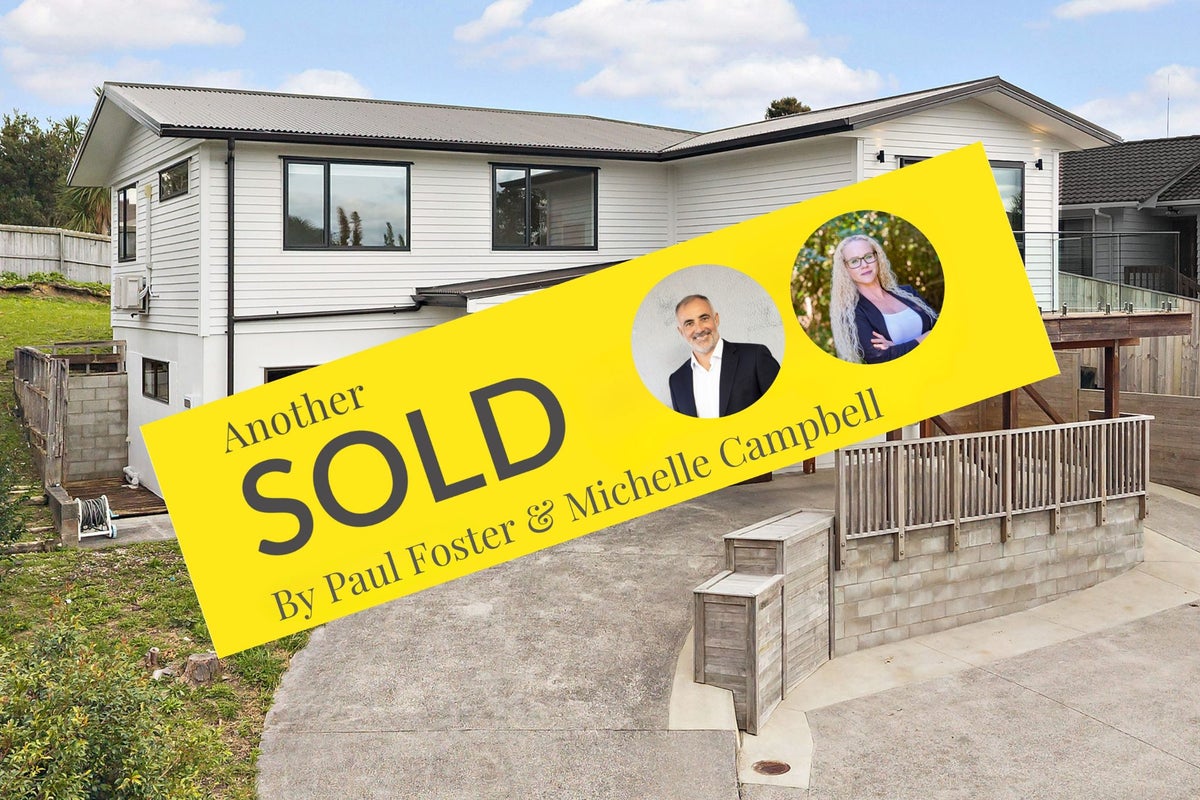 51 Tamahere Drive, Glenfield, Auckland - Carousel 1