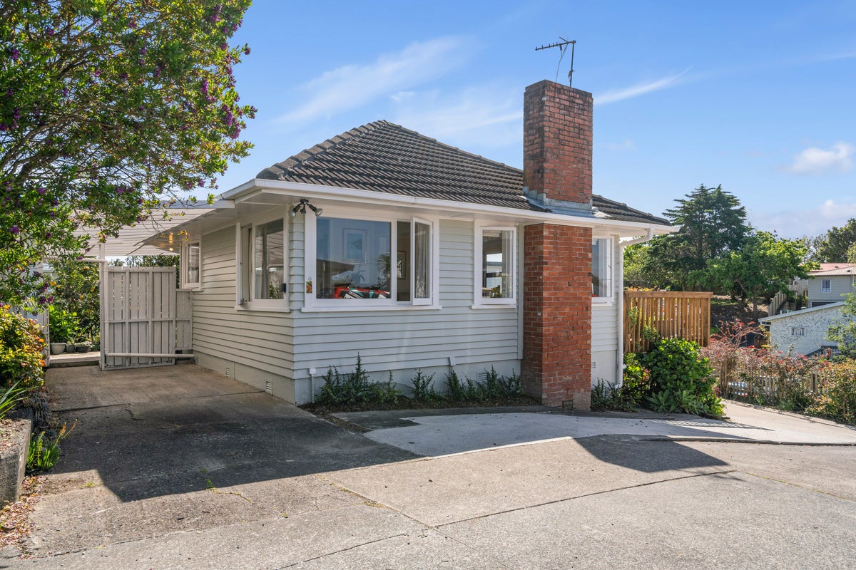 6 Reiman Street, New Lynn, Auckland - Carousel 2