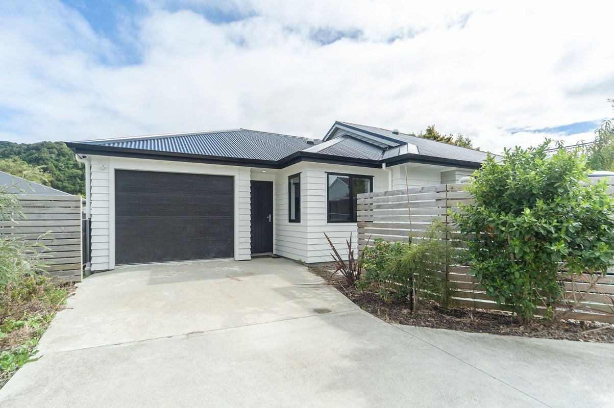 29A Compton Crescent, Taita, Lower Hutt - Carousel 1
