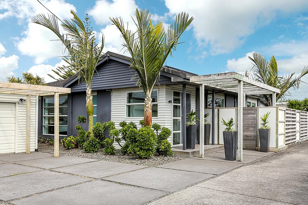 26 Sackville Street, Fitzroy, New Plymouth - Carousel 1