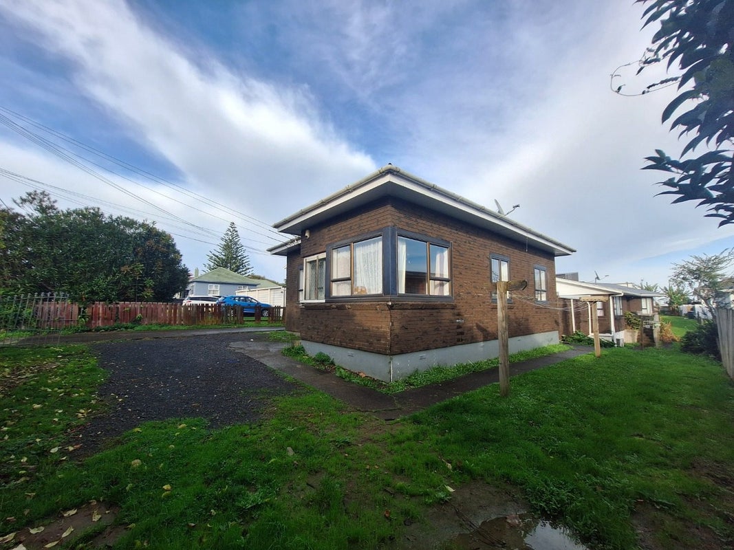 23 Church Street, Otahuhu, Auckland - Carousel 1