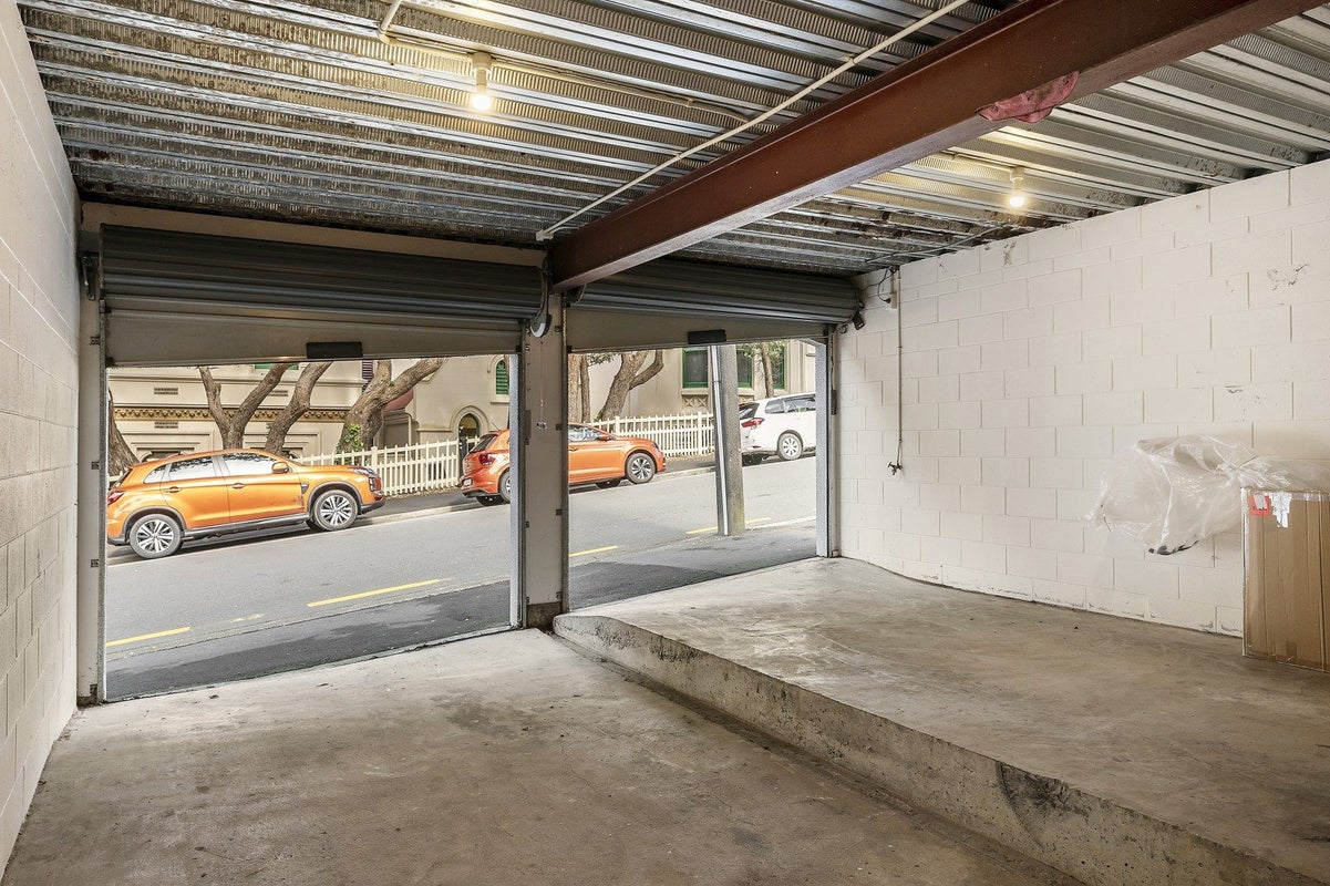20 Hill Street, Thorndon, Wellington - Carousel 14