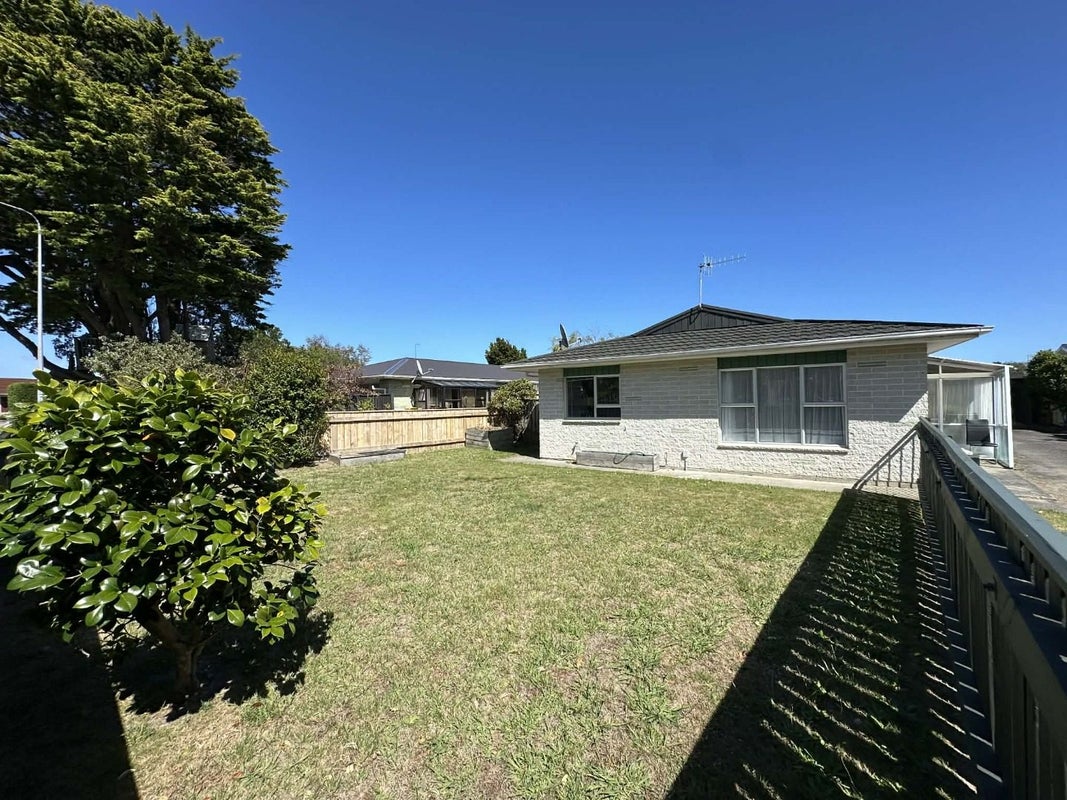 14 Nola Avenue, Raumati Beach, Paraparaumu - Carousel 9