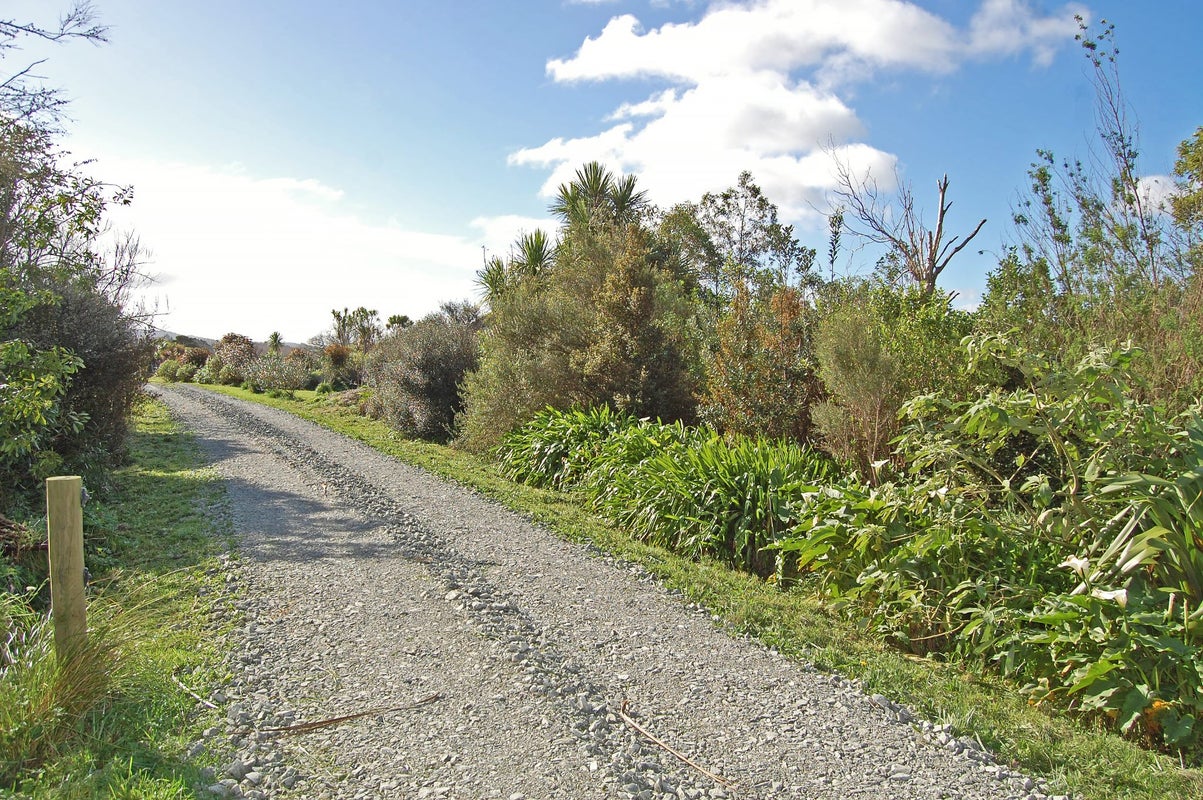 126 Oneriri Road, Kaiwaka - Carousel 2